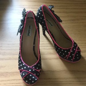 Polka Dot Pumps